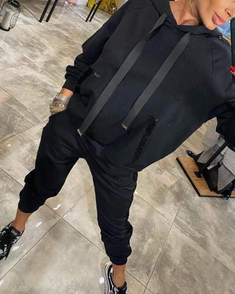 Eva – Dámská souprava s lesklými detaily