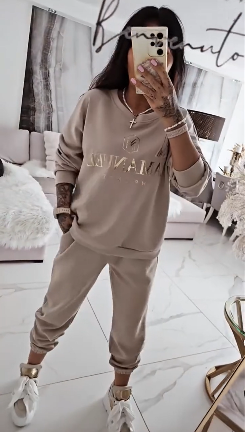 Katerina – Stylová souprava na každý den