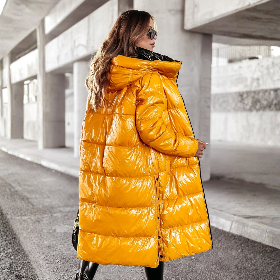 Šárka – dlouhý prošívaný kabát s lesklým povrchem