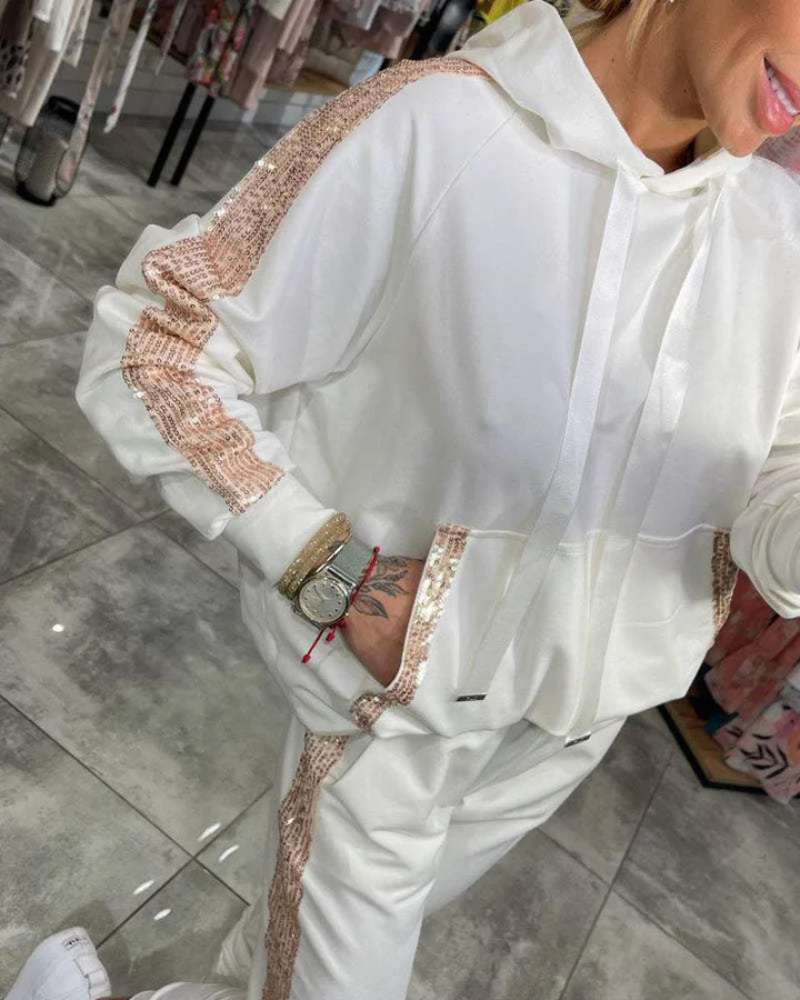 Eva – Dámská souprava s lesklými detaily