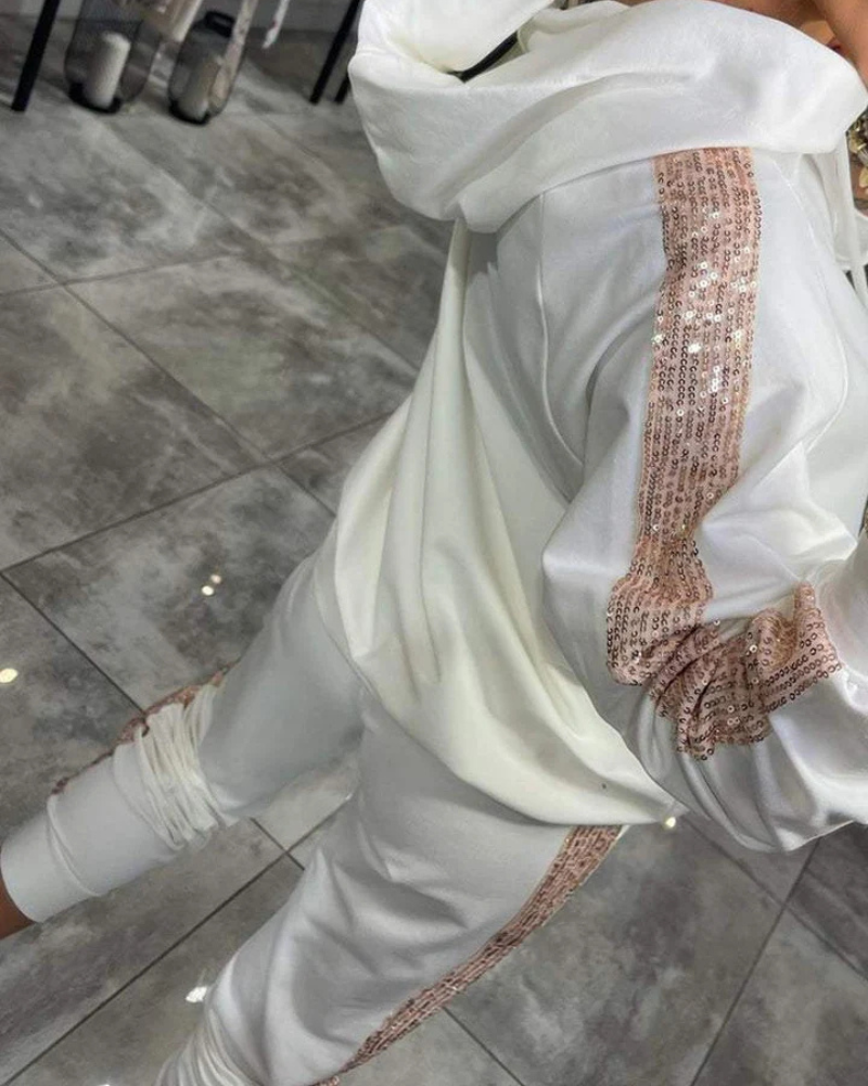 Eva – Dámská souprava s lesklými detaily