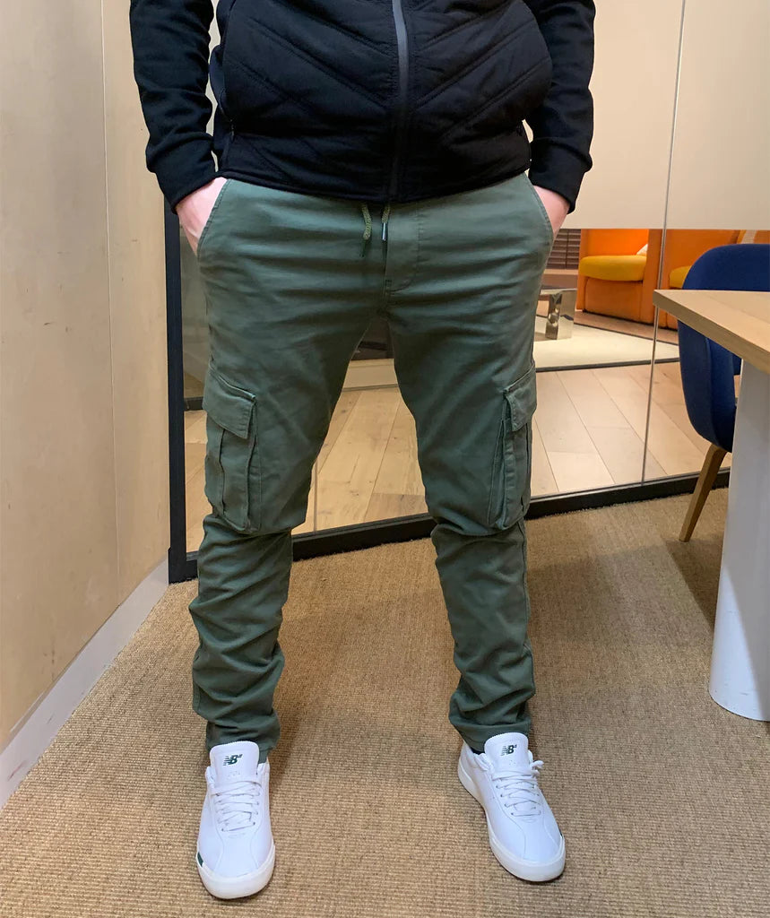 Jan – pohodlné pánské cargo kalhoty