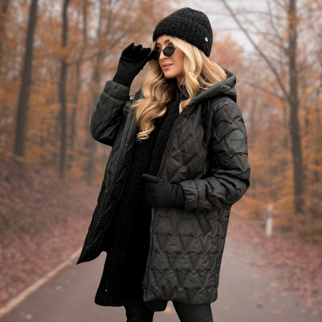 Pavla – prošívaný kabát s vysokým límcem