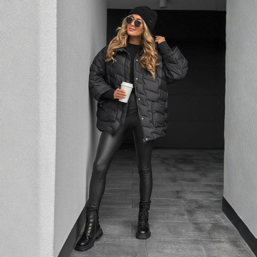 Markéta – prošívaný kabát s kapucí pro zimní eleganci