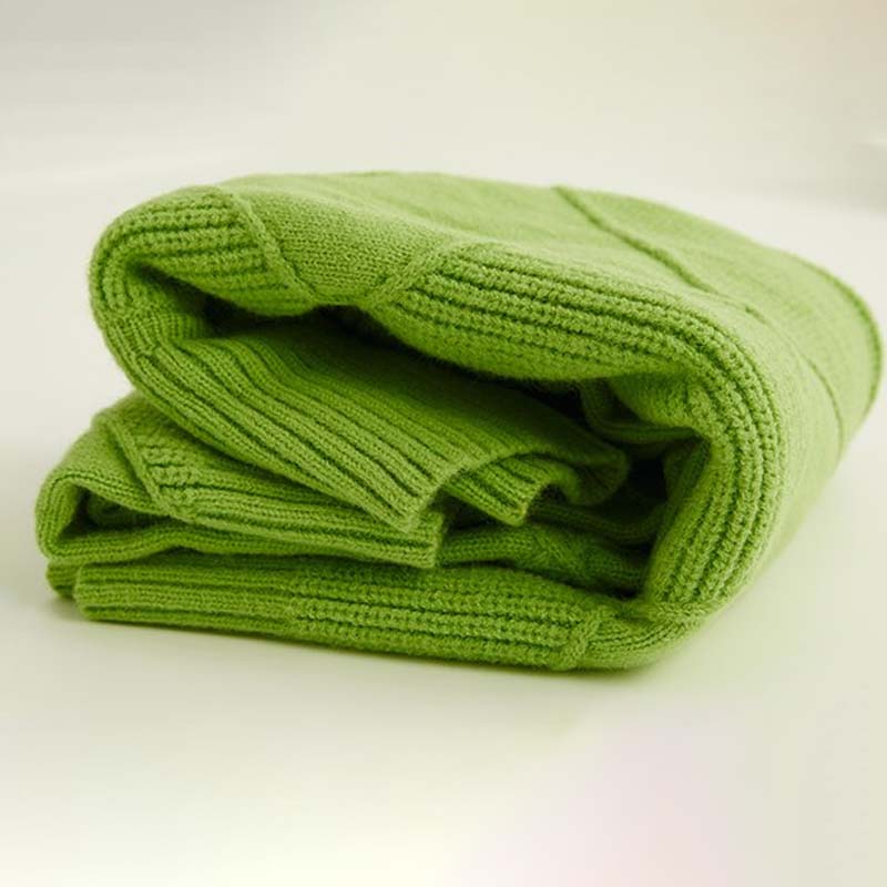 Jana – Stylový svetr s geometrickou texturou