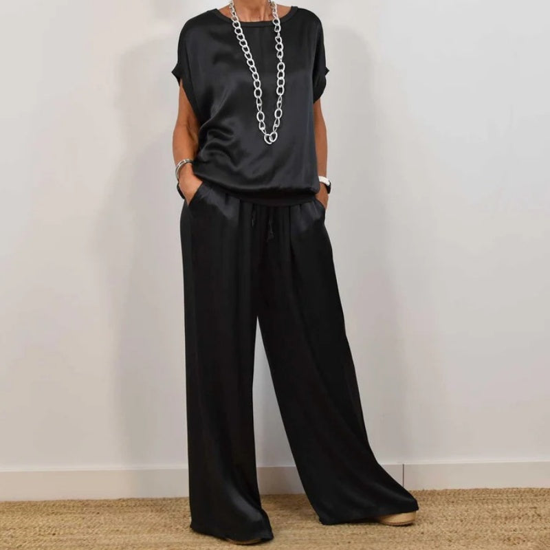 Elena – Dvoudílná souprava pro sebevědomé ženy