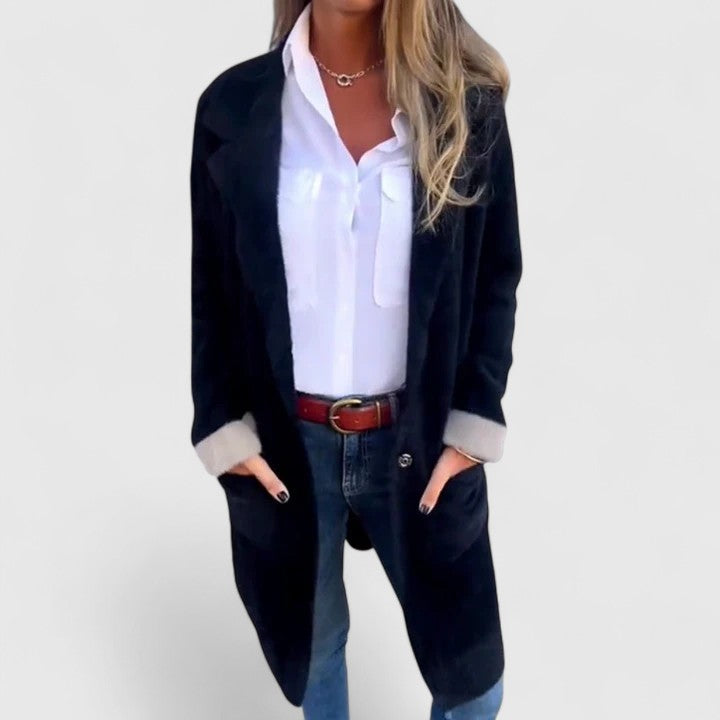 Jitka – Elegantní blazer s nadčasovým šarmem